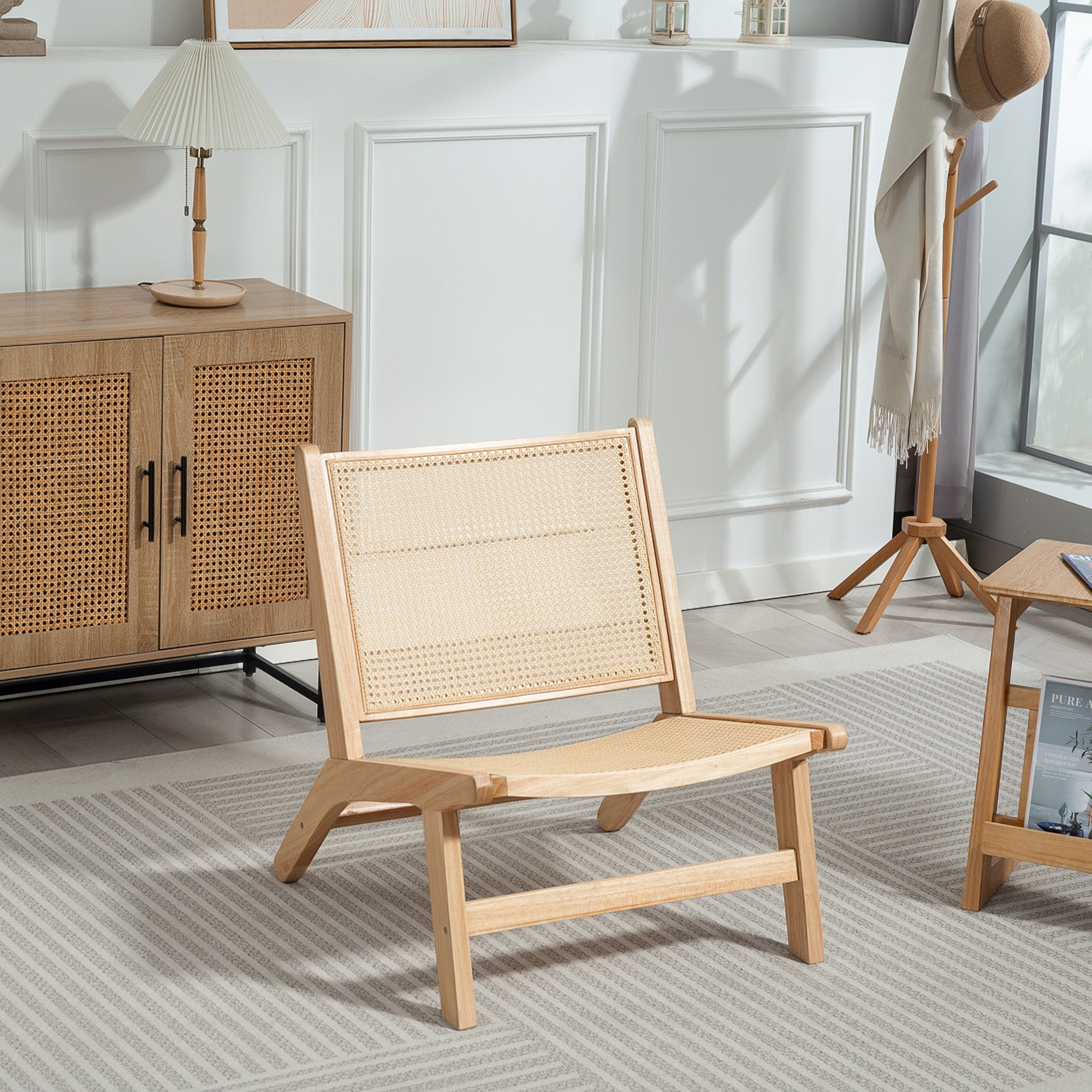 Rattan Accent Chair, Mid-Century Leisure Chair with Rubber Wood Frame, for Bedroom Living Room, Natural Accent Chairs at Gallery Canada