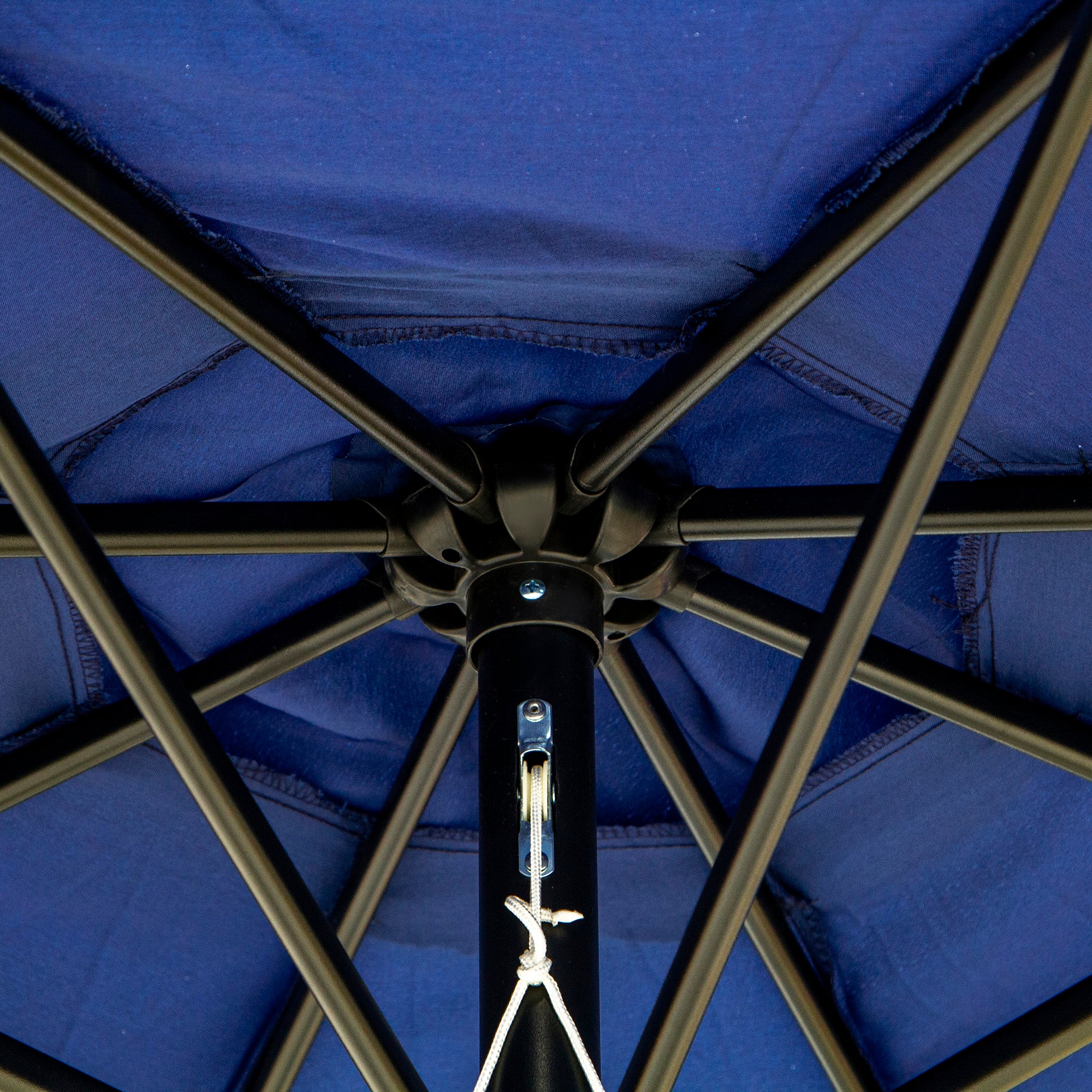 10' x 8' Round Market Umbrella, Patio Umbrella with Crank Handle and Tilt, Outdoor Parasol for Garden, Bench, Lawn, Blue Sun Umbrellas at Gallery Canada