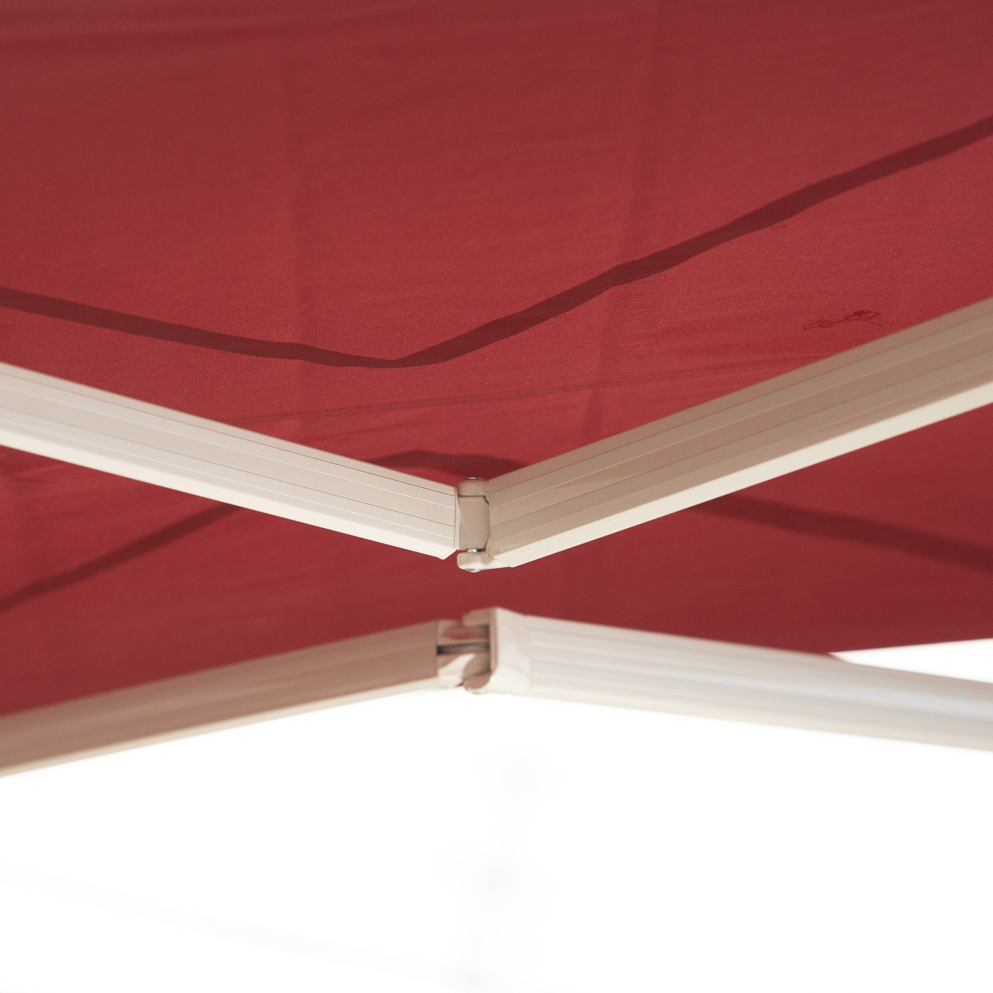 12' x 10' Retractable Awning Patio UV Resistant Fabric and Aluminum Frame for Deck, Balcony, Yard, Wine Red Deck Awnings at Gallery Canada