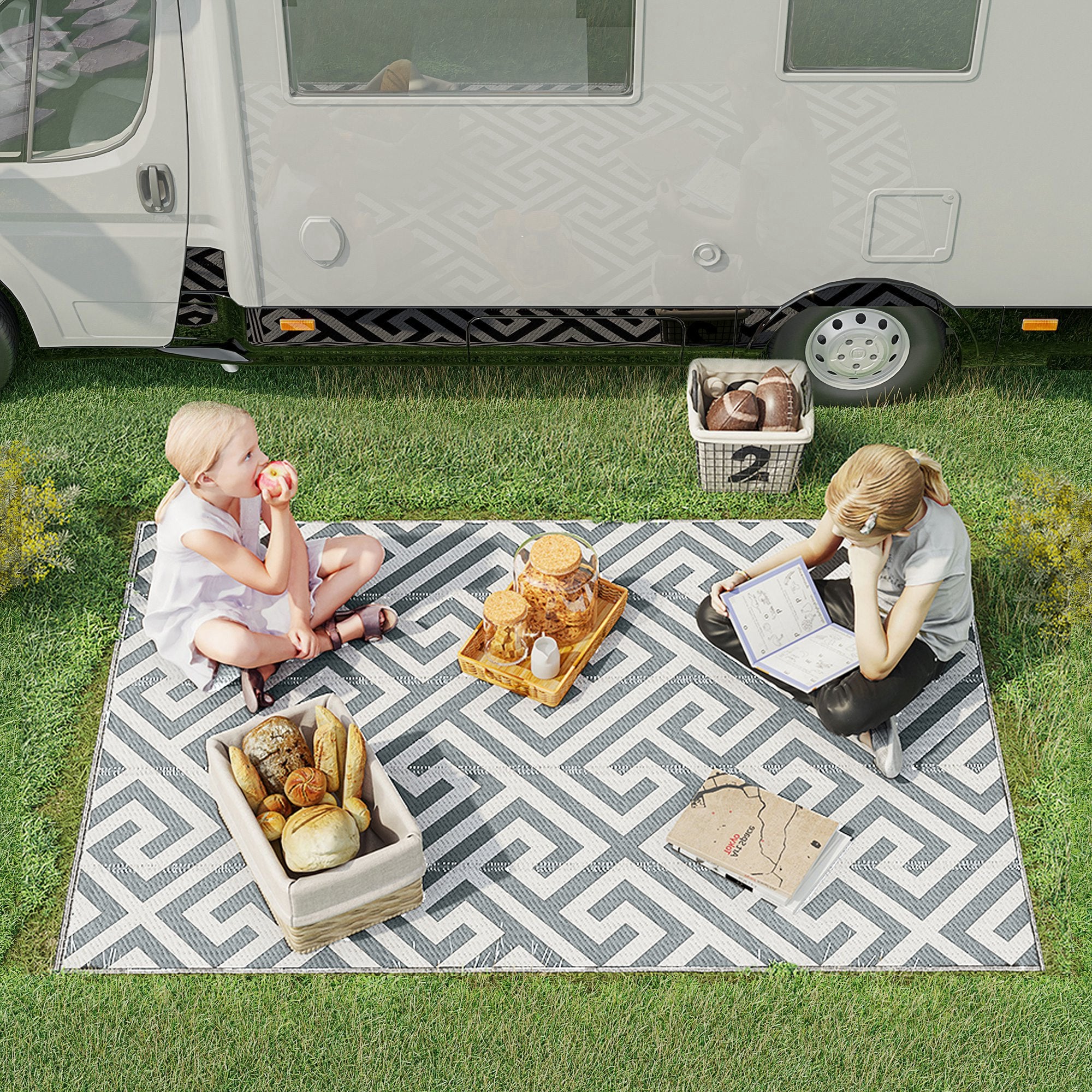 Reversible Outdoor RV Rug, Patio Floor Mat, 5' x 8' Plastic Straw Rug for Backyard, Deck, Beach, Camping, Grey &; White Garden Decor at Gallery Canada