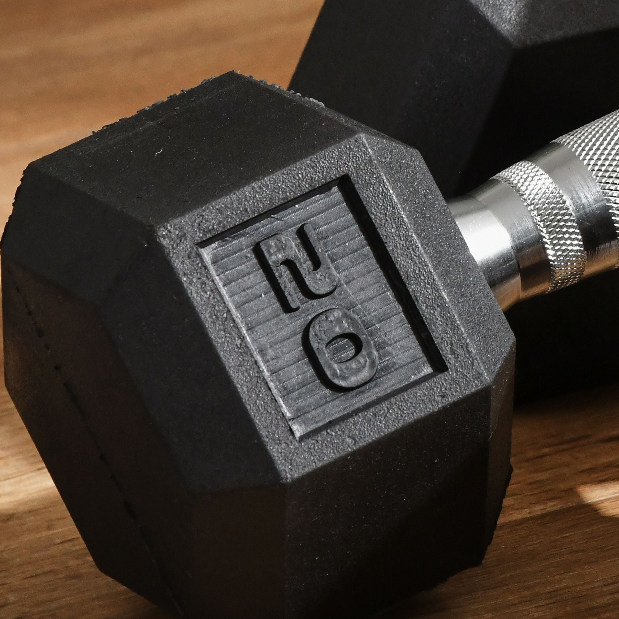 Rubber Dumbbells Weight Set, Total 40lbs(20lbs Each) Dumbbell Hand Weight for Body Fitness Training for Home Office Gym, Black Dumbbells & Barbells at Gallery Canada