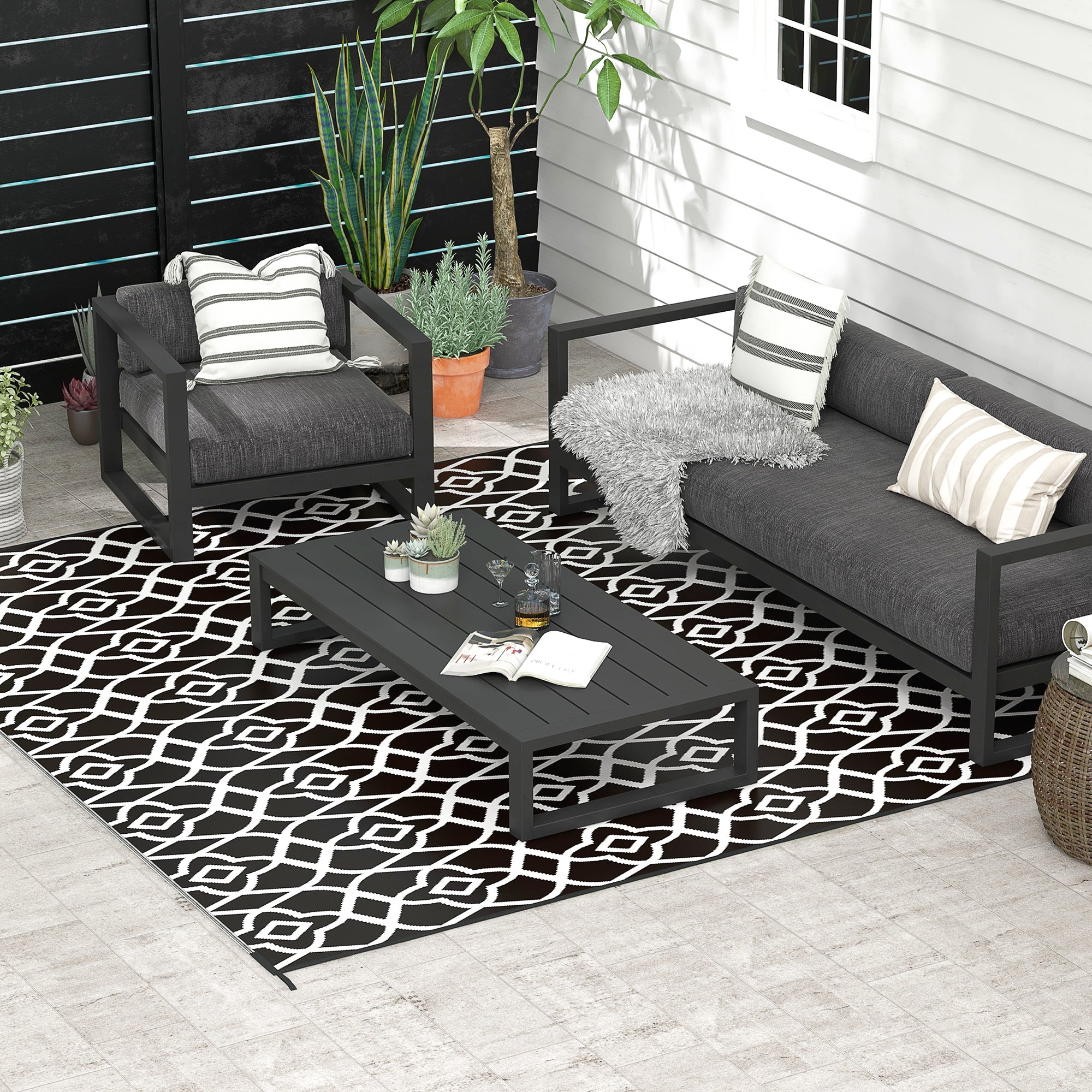 Reversible Outdoor Rug, Waterproof Plastic Straw RV Rug with Carry Bag, 8' x 10', Black and White Clover Outdoor Reversible Rugs   at Gallery Canada