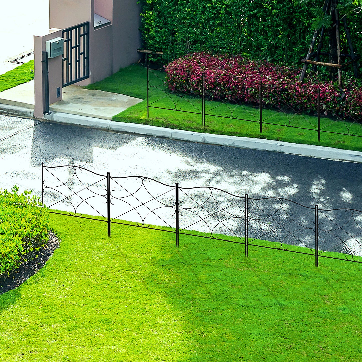 Rustproof Metal Garden Fence Panels, 10 Ft Decorative Animal Barrier, Black Garden Fences   at Gallery Canada