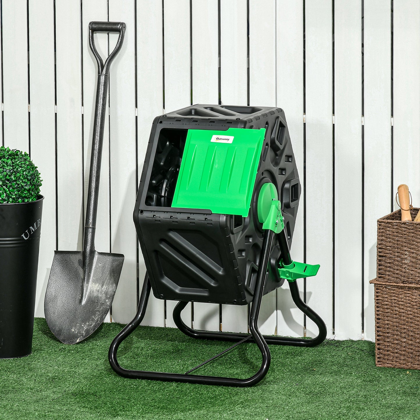 Rotating Composter, Compost Bin with 48 Vents and Steel Legs, 17 Gallon Outdoor Compost Bin   at Gallery Canada