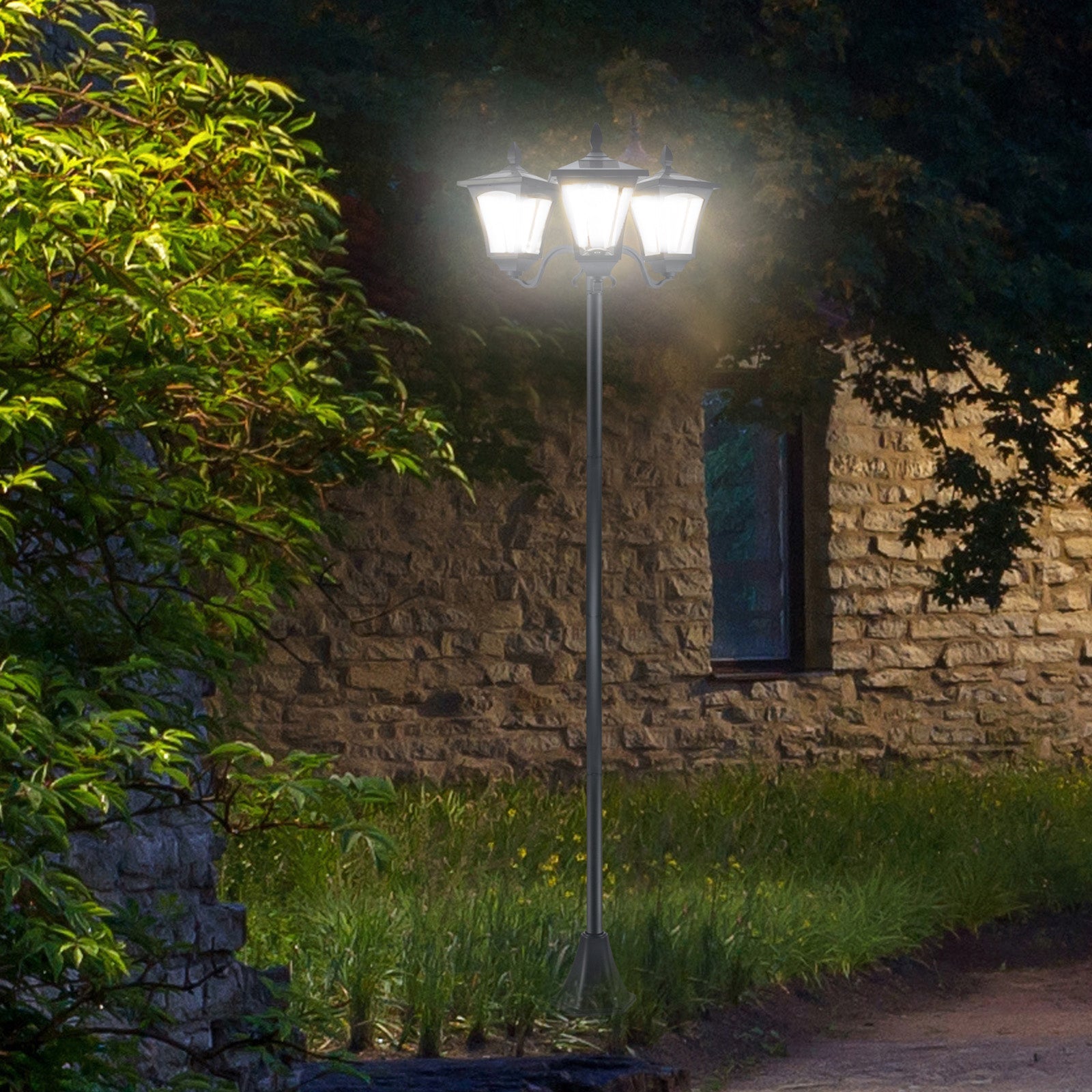 Outdoor Garden Solar Light Energy-efficient with Base Solar Post Lamps   at Gallery Canada